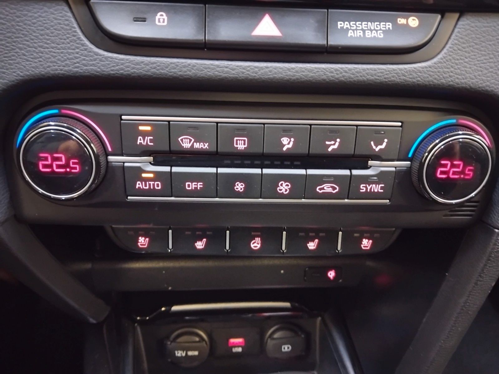 KIA cee'd Sporty Wagon (11/2022, Benzin)