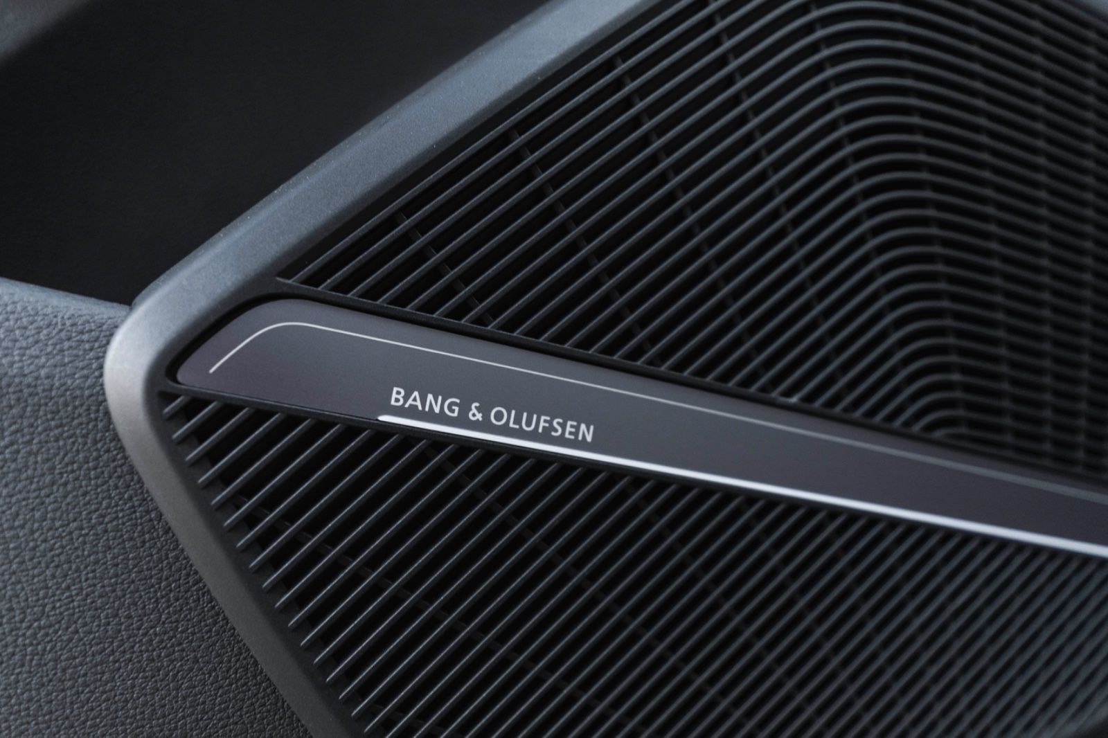 Fahrzeugabbildung Audi Q5 45TFSI S-LINE QUATTRO B&O PANO HUD ACC 360°