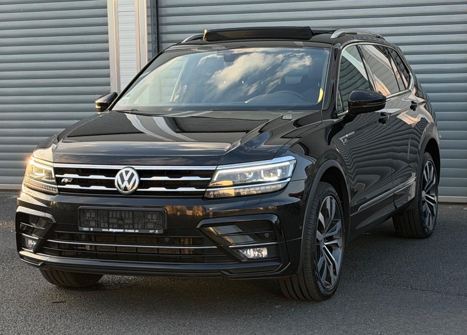 Volkswagen Tiguan Allspace / R-Line/ 7.Sitzer / Pano /MwSt.