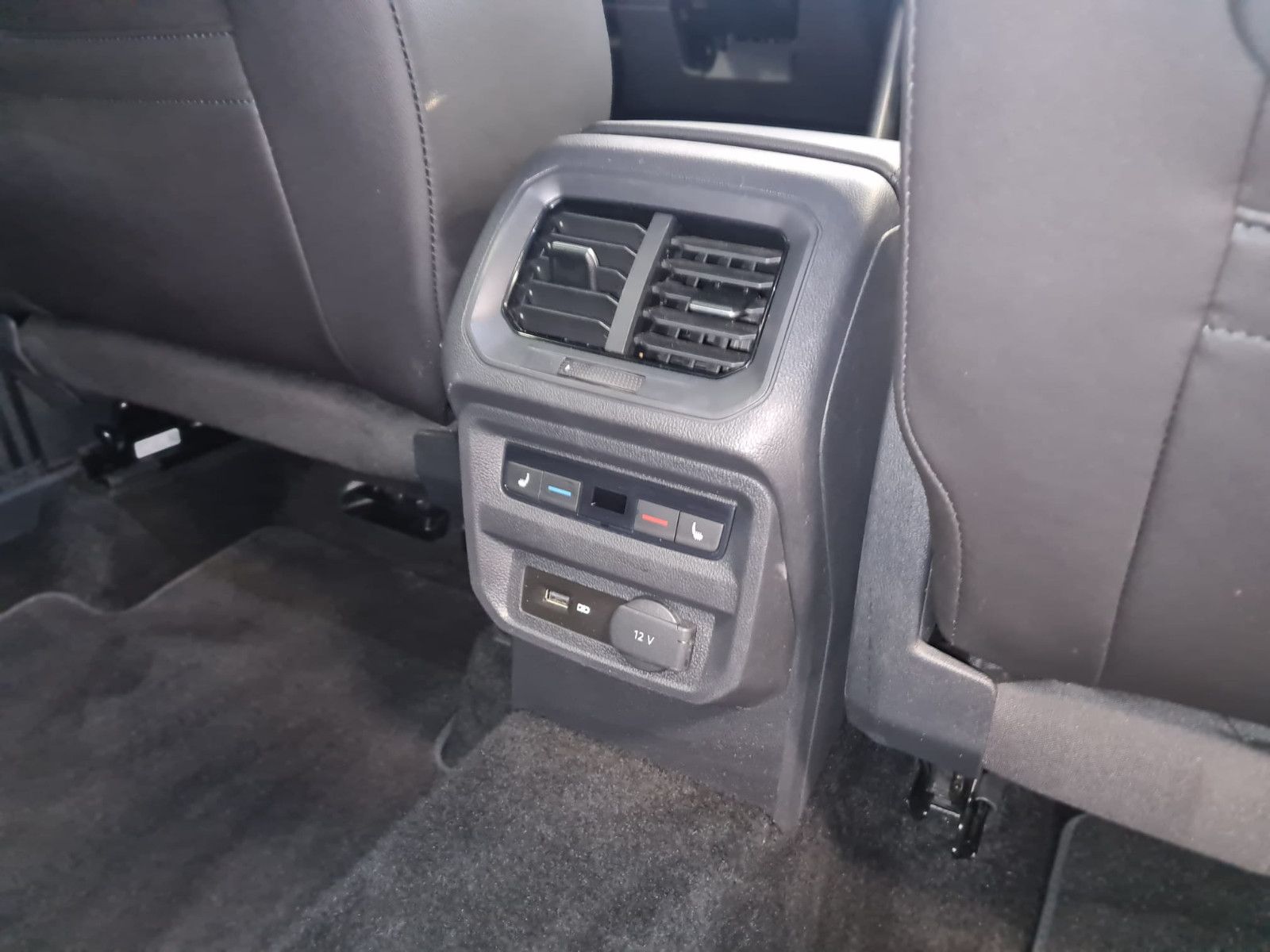 Fahrzeugabbildung SEAT Tarraco Xcellence 4Drive / LED / NAVI / GARANTIE