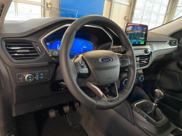 Fahrzeugabbildung Ford Kuga Titanium X LED Navi ACC Head-Up Winterpaket
