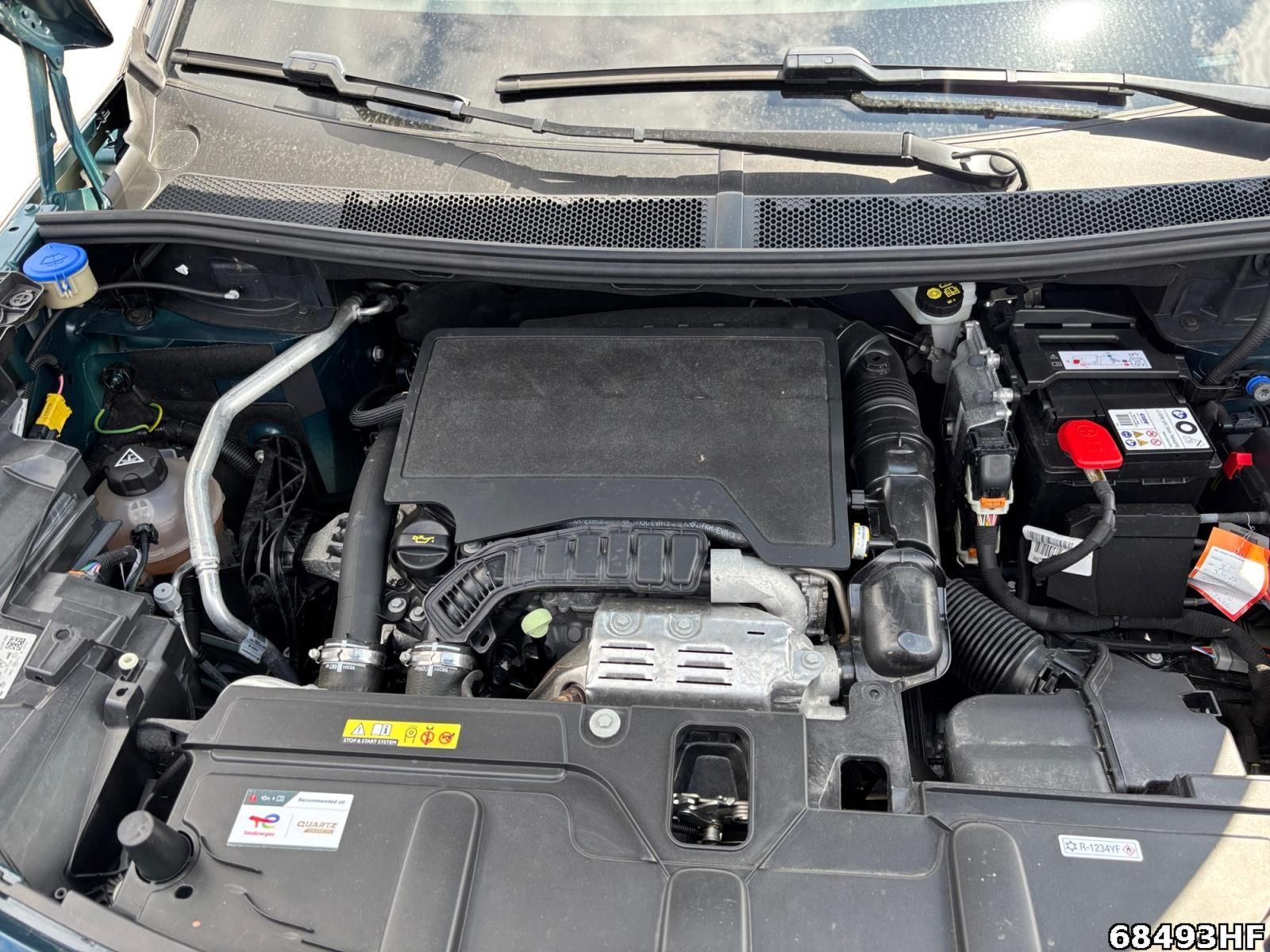 Fahrzeugabbildung Peugeot 3008 Allure Pack 1.2 PureTech 96kW*NAVI*KAMERA*