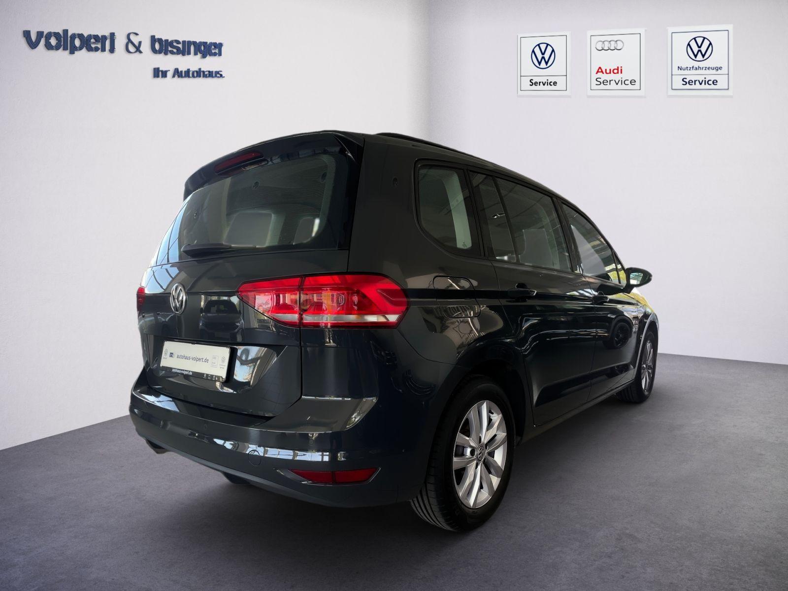 Volkswagen Touran Comfortline 2,0 l TDI DSG*Panorama*AHK*Na