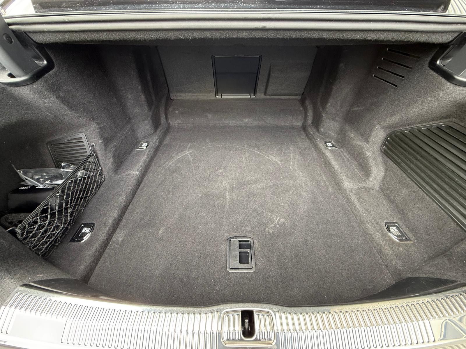 Audi A8 - Bild 16