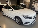 Mercedes-Benz A 180 BI-XENON PTS SHZ NAVI KLIMA - gebrauchte Mercedes-Benz A 180 aus dem Jahr 2013