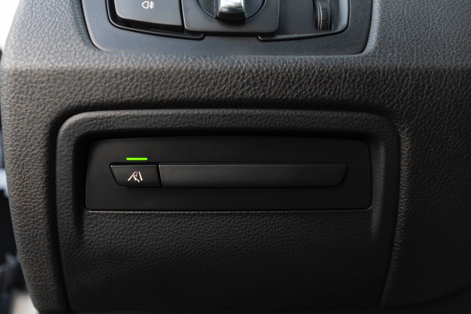 Fahrzeugabbildung BMW 430i M-Performance HIFI LED ALC KAM CARPLAY