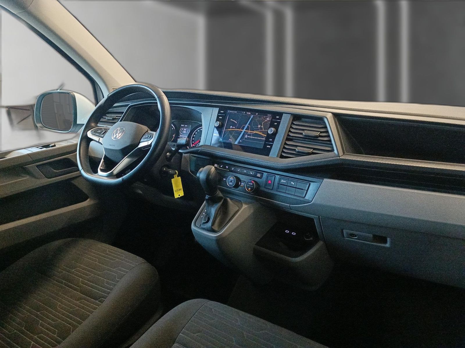 Volkswagen T6 Caravelle - Bild 8