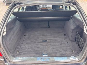 Mercedes E 220 - 10