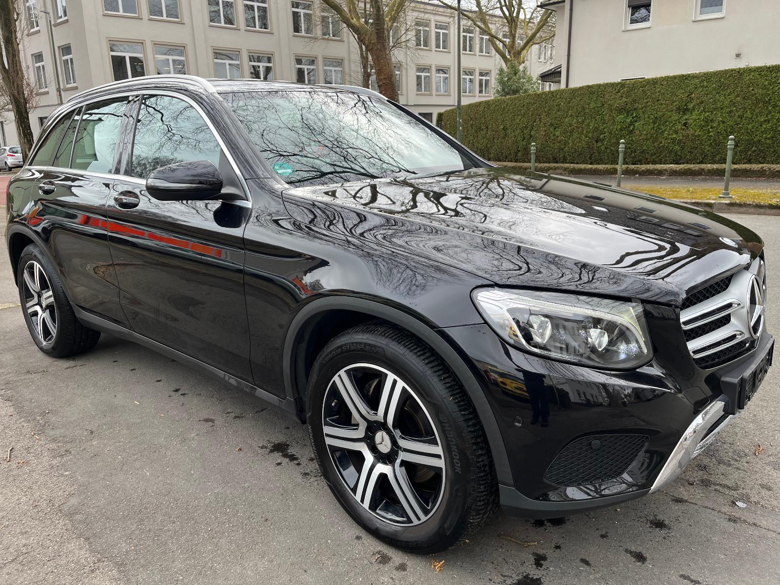 Mercedes-Benz GLC 250d 4Matic 1.Hand Kamera Off-Road-Styling