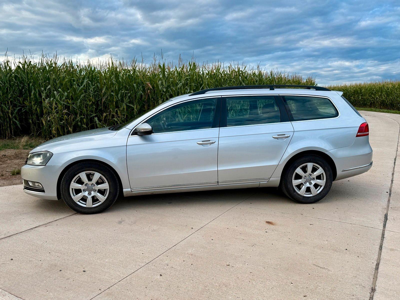 Volkswagen Passat 2011 — photo 6