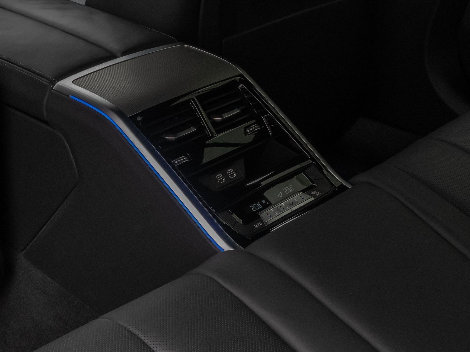 Fahrzeugabbildung BMW 840i Gran Coupé M Sport DAB SoftClose DisplayKey