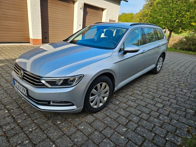 VW Passat Variant 2.0 TDI SCR DSG Comfortline V...