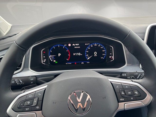 Fahrzeugabbildung Volkswagen T-Roc  1.5TSI DSG Style AHK+GJR+KAMERA+SHZ+NAVI+