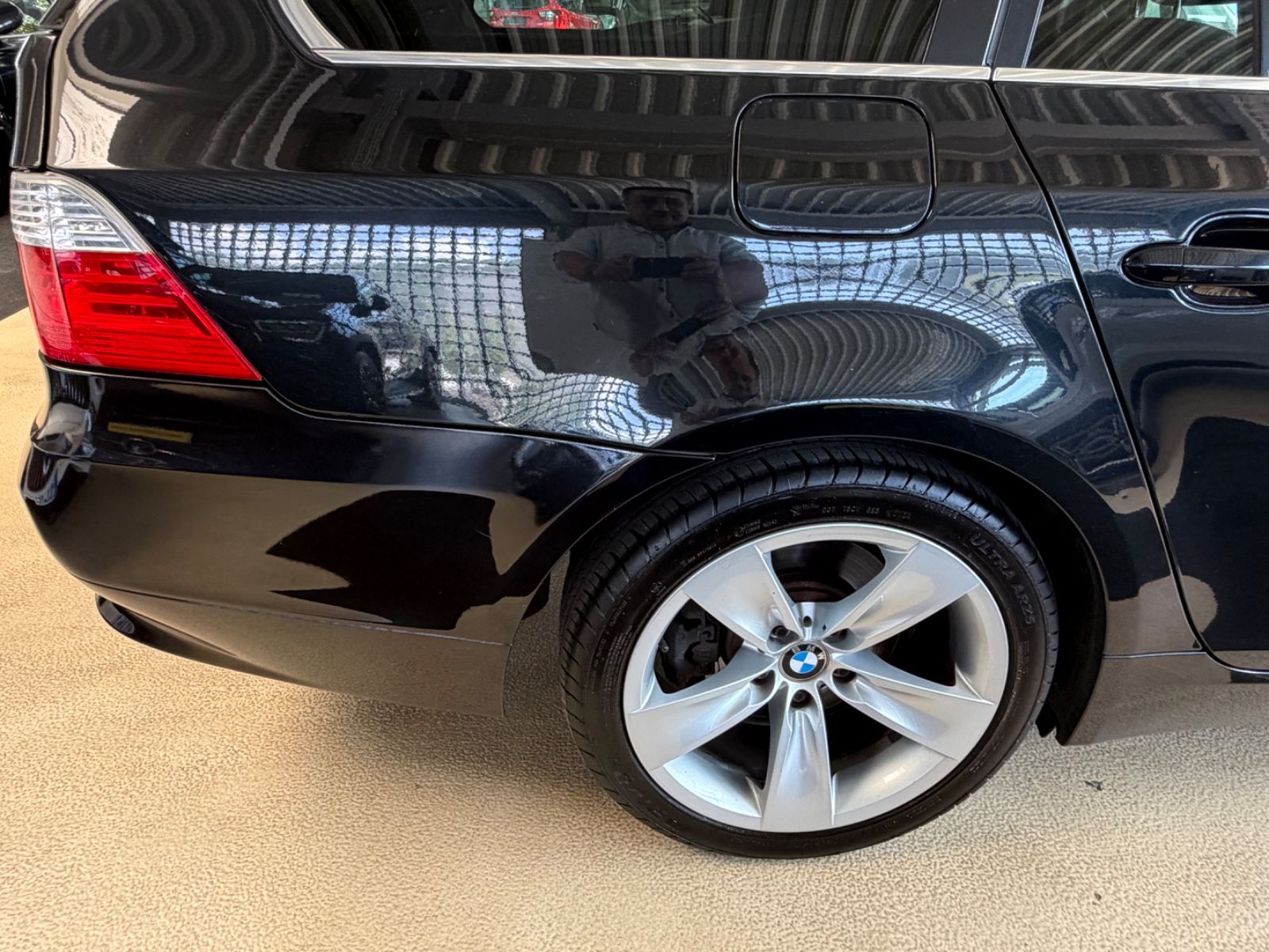 Fahrzeugabbildung BMW 520 5 Touring 520 d