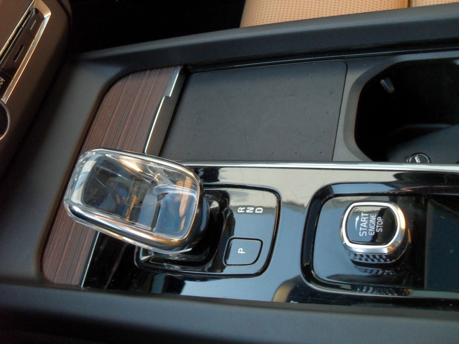 Fahrzeugabbildung Volvo XC 60 T6 Inscription | AWD