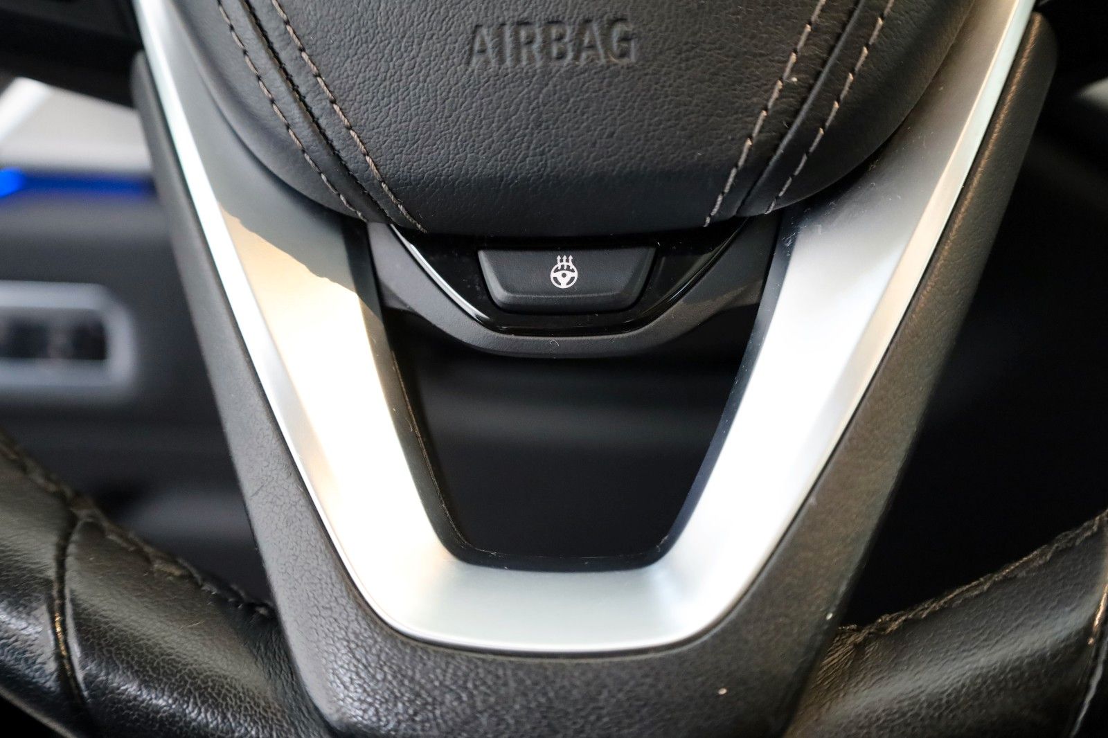 Fahrzeugabbildung BMW X6 30d xDrive Leder,Navi,LED,ACC,PanDach,ParkPak