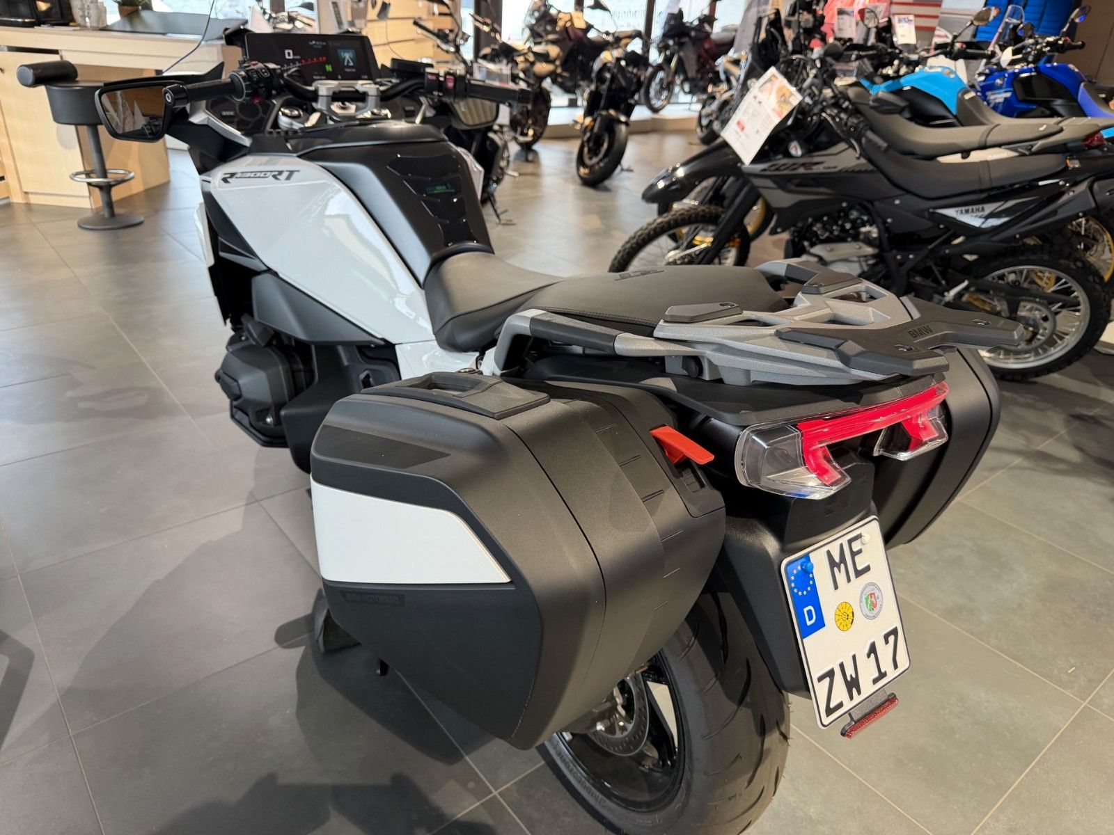 Fahrzeugabbildung BMW R 1300 RT ASA 2026, Audio Pro