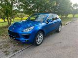 Porsche Macan S - Porsche: Blau