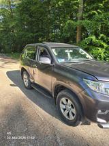 Toyota Land Cruiser 2.8 D-4D - Schaden links - gebrauchte Toyota Land Cruiser aus dem Jahr 2021