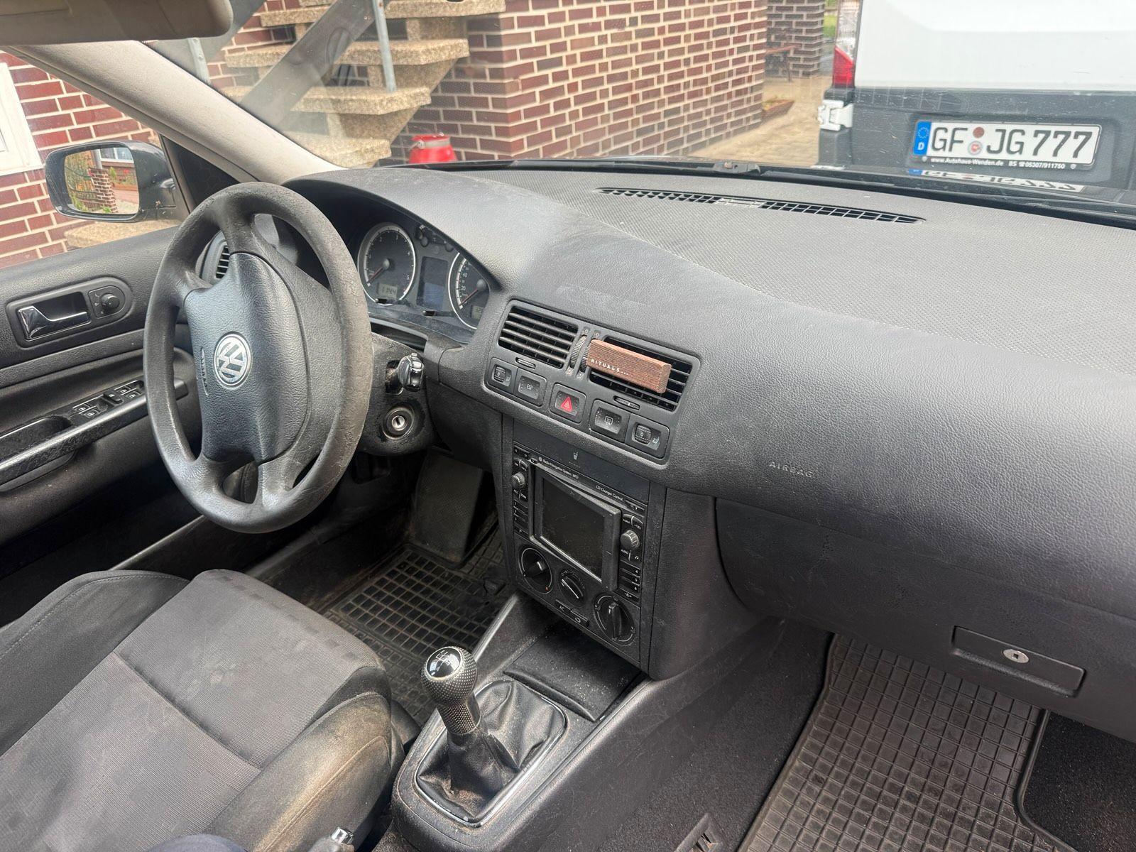 Volkswagen  2005 — photo 8