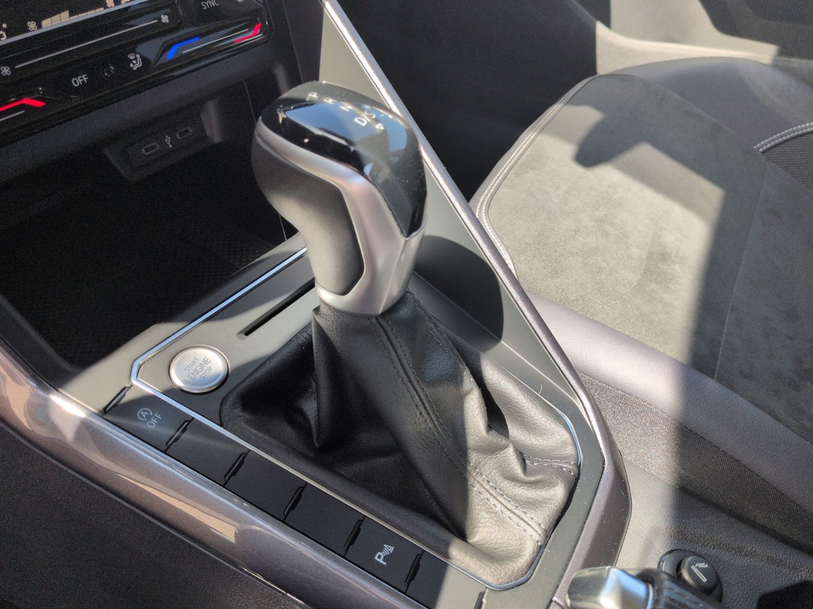 Polo 1.0 TSI DSG Style NAVI+KAMERA+MATRIX