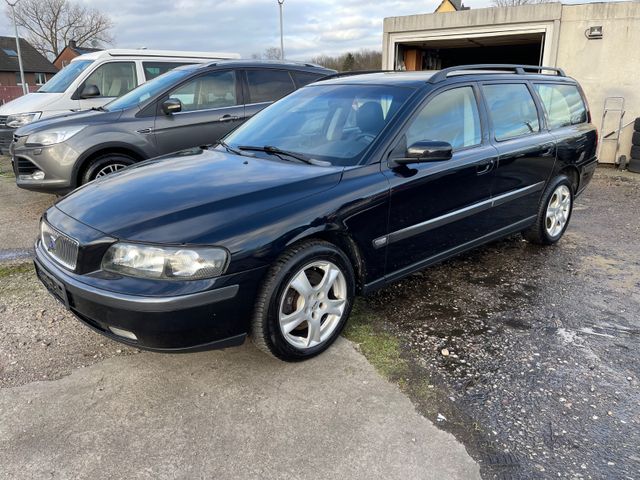 Volvo V70 2.4 Black Edition gepflegter Zustand