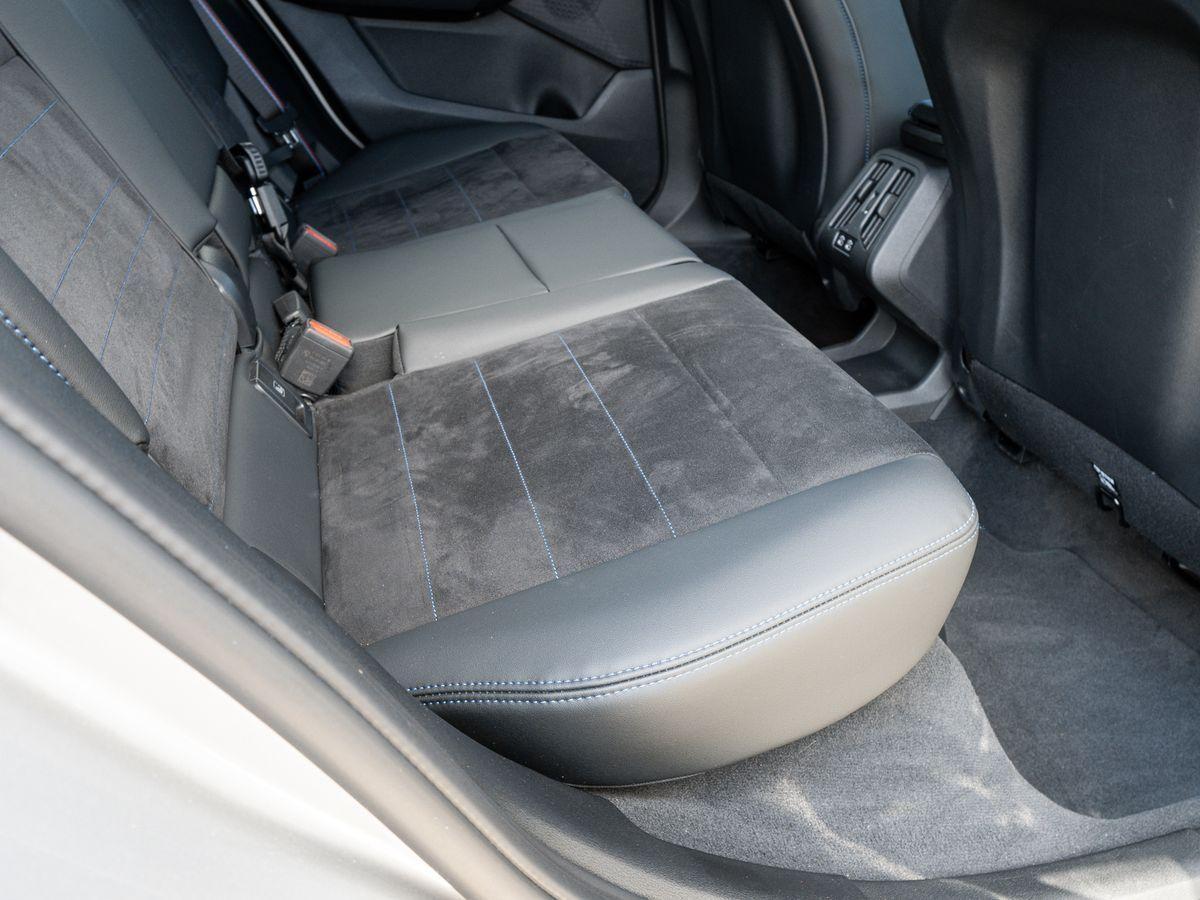 BMW X1 sDrive20i M-Sport PRO AHK PANO ACC HuD eSitze, миниатюра 15