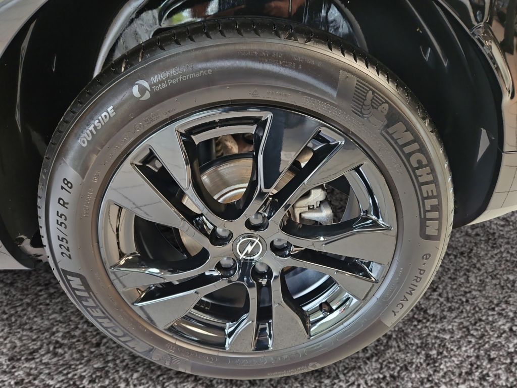 Fahrzeugabbildung Opel Grandland 1.2 DI GS LED Sitzheizung Rückfahrkame