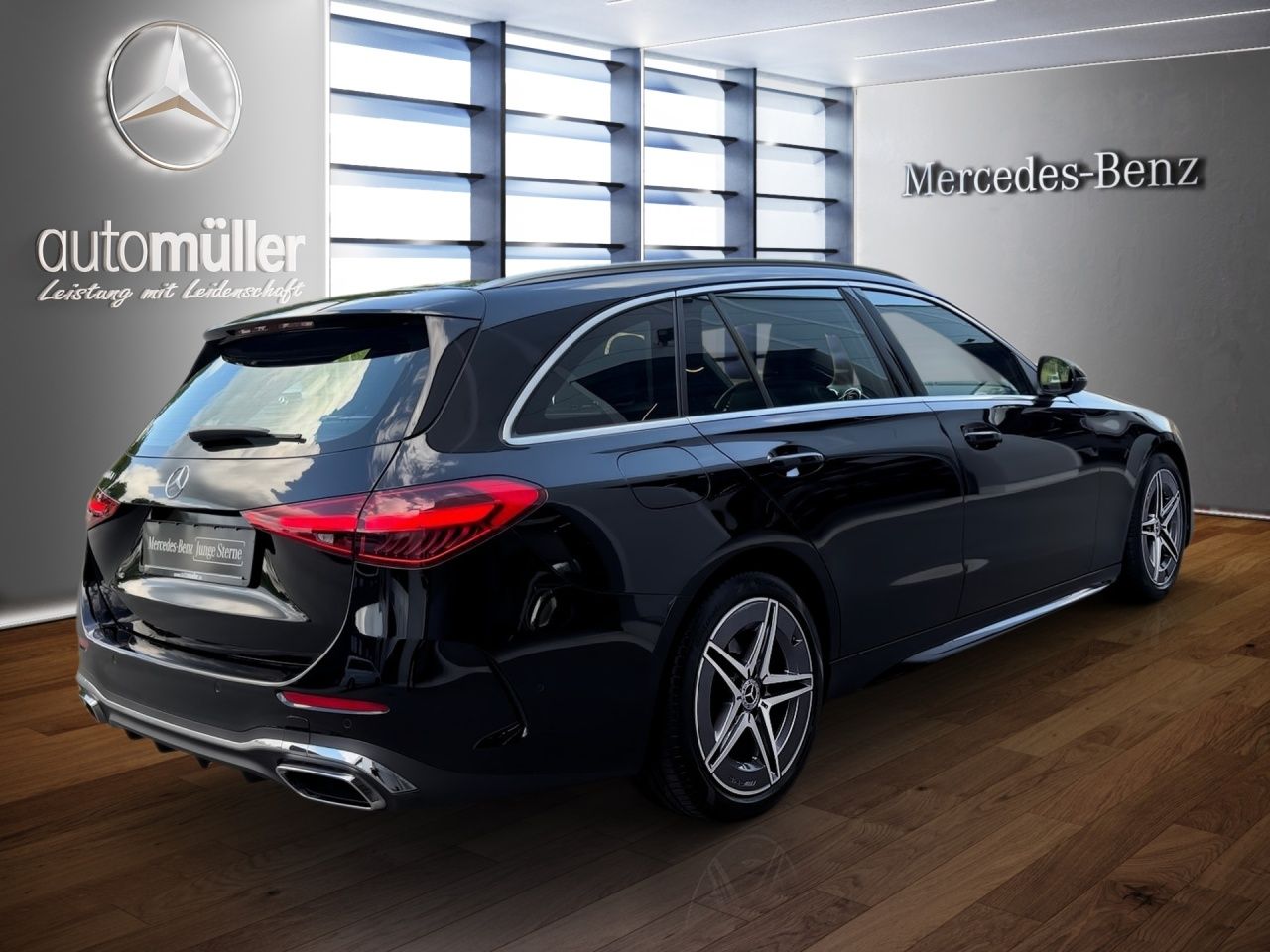 Fahrzeugabbildung Mercedes-Benz C 300 d T-Modell AMG+AHK+AMBIENTE+KAMERA+LED+