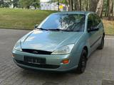 Ford Focus 1.6 Ambiente AUTOMATIK * TÜV NEU - Ford Focus aus 1999