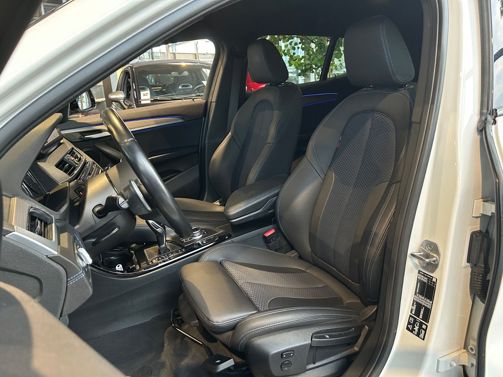 Fahrzeugabbildung BMW X2 xDrive M35 i HiFi LED NAVI ALU