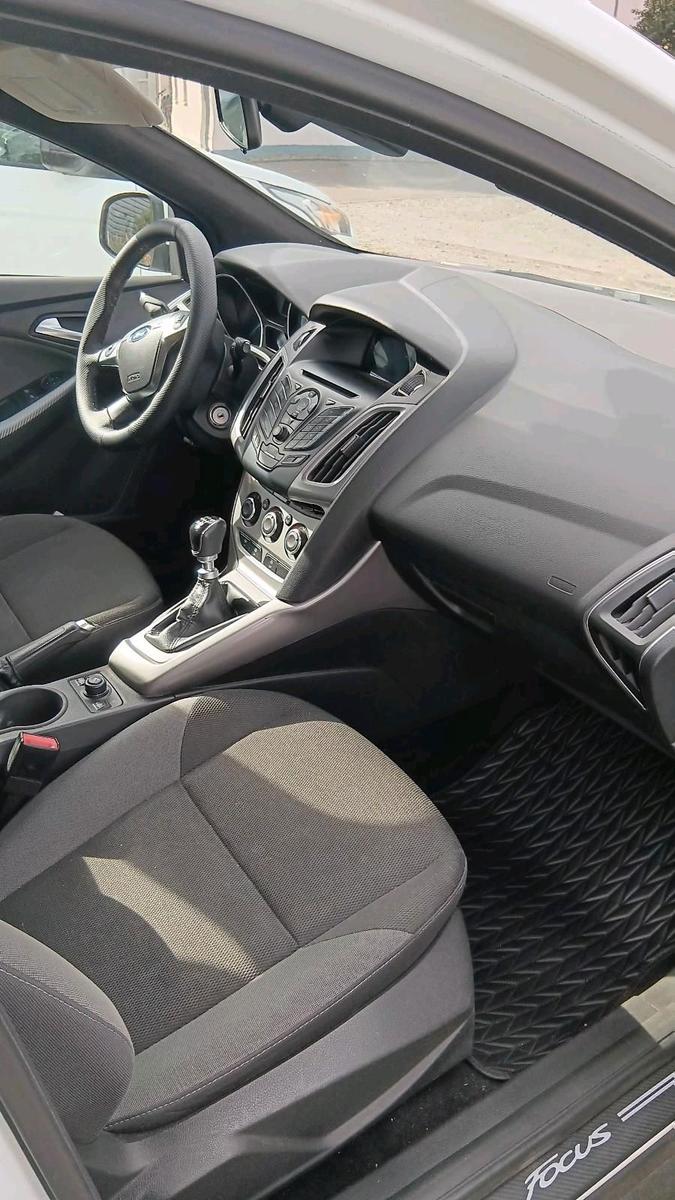 Ford Focus 2013 — engine 101 HP (74kW)