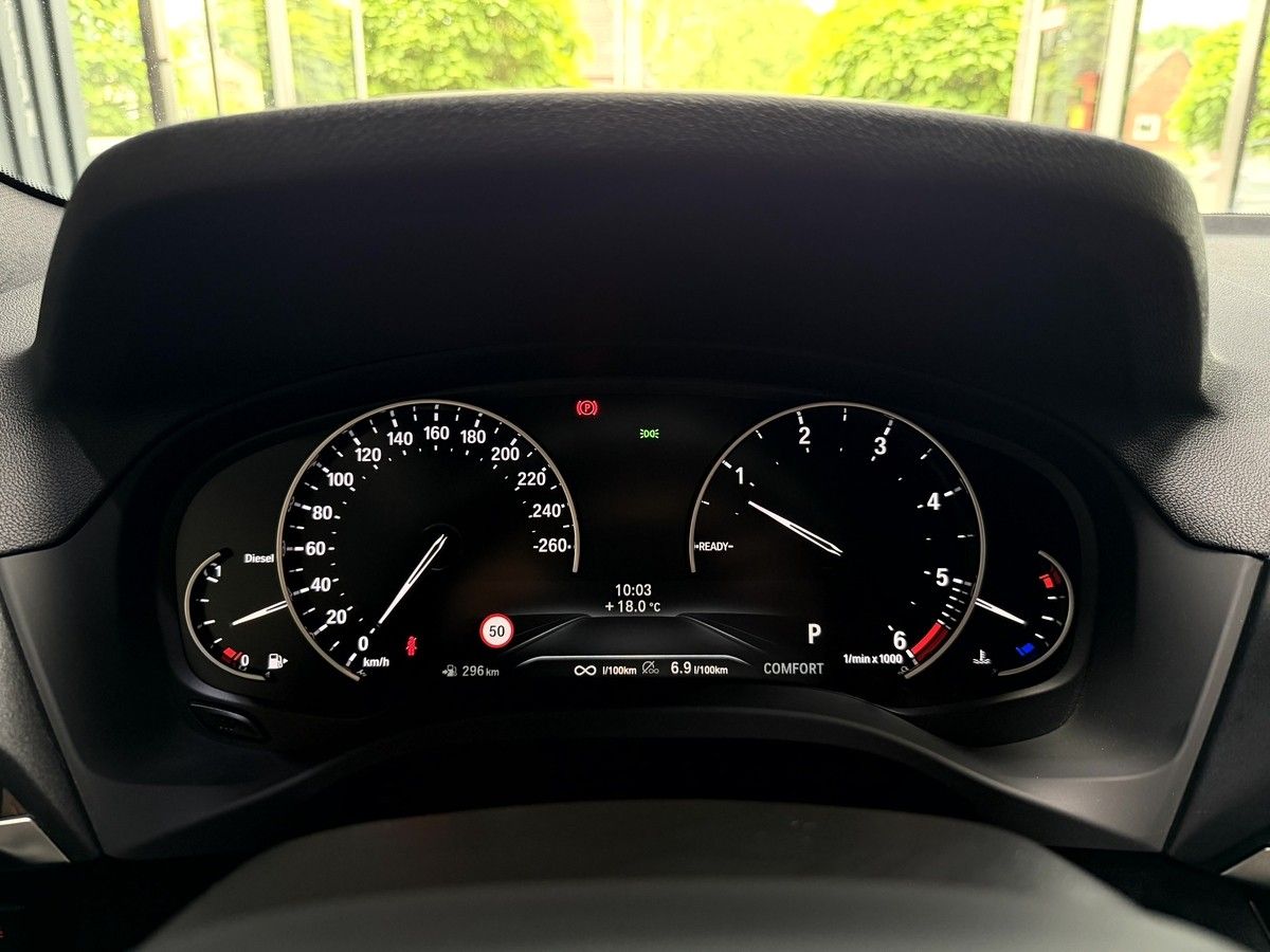 BMW X3  20d xDrive Advantage LED Navi RCAM AHK  foto 18