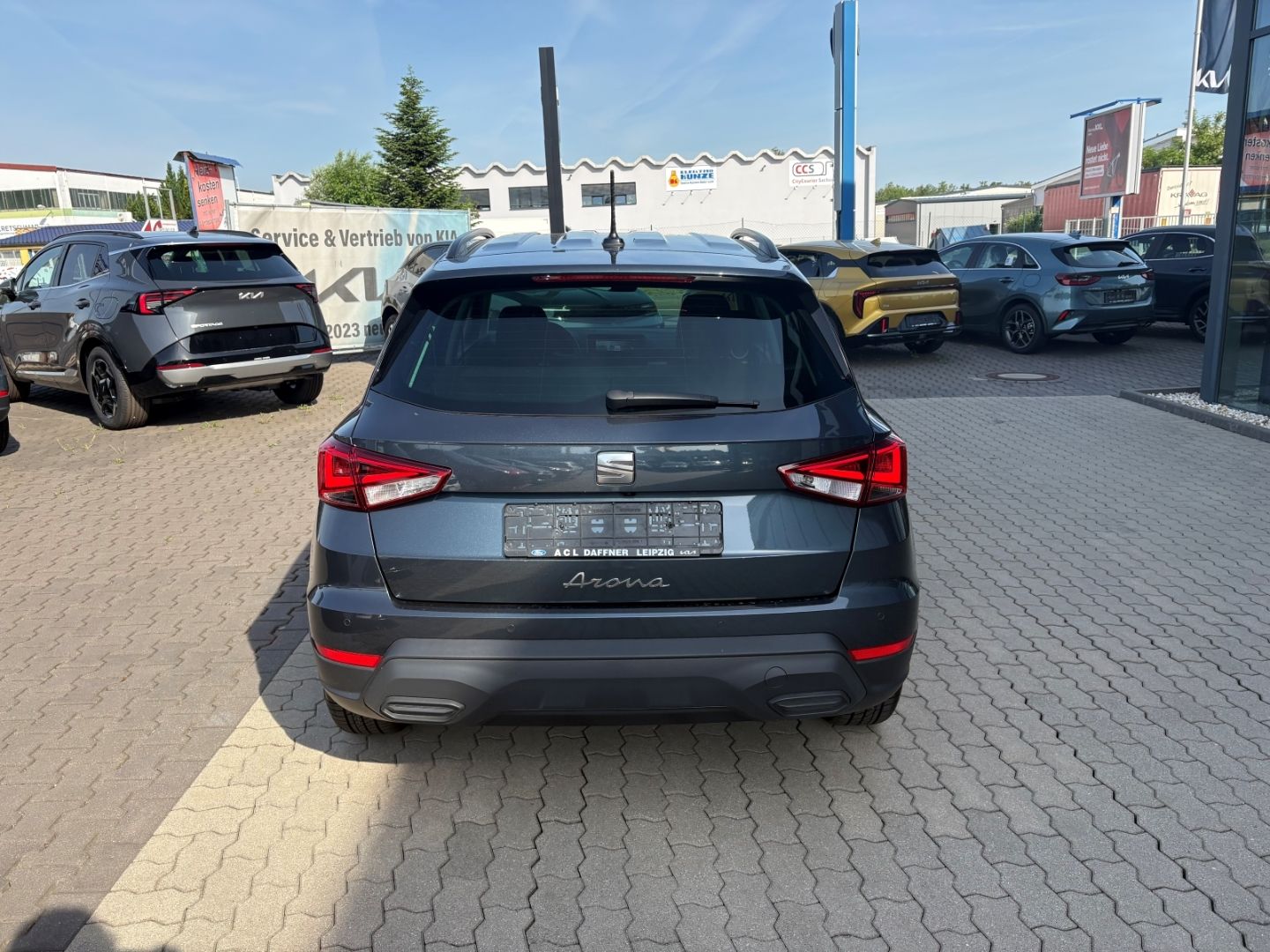 Fahrzeugabbildung SEAT Arona Navi Digitales Cockpit LED Sperrdiff. Appl