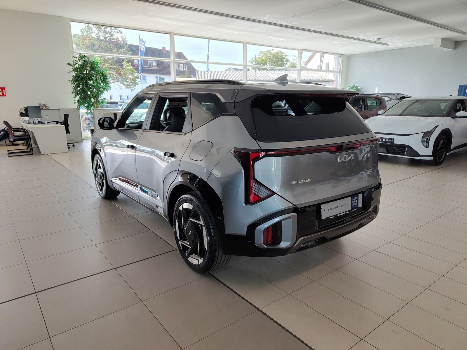 KIA Seltos  1.6 T-GDI 180 DCT GT-Line Comfort – Bild 2