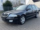 Skoda Octavia Combi Elegance*SHZ*PDC*LM*TÜV 05.2027* - gebrauchte Skoda Octavia aus dem Jahr 2008
