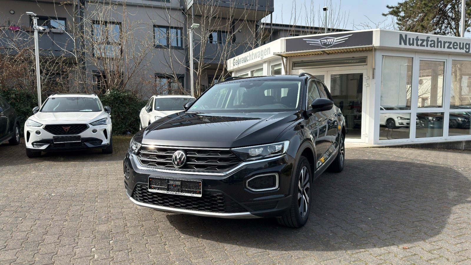 VW T-Roc Active *PDC*CAM*NAVI*APP*XENON*