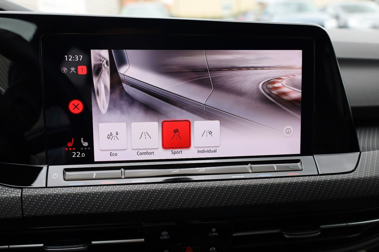 Fahrzeugabbildung Volkswagen Golf VIII Variant R-Line eTSI Navi,LED,ACC,AHK