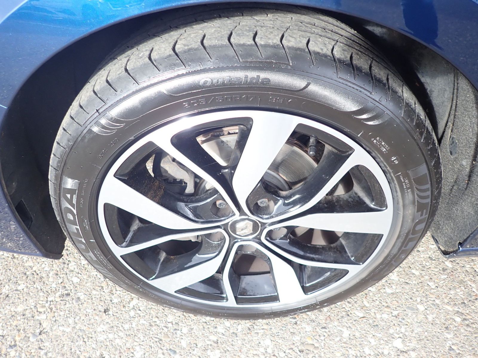 Fahrzeugabbildung Renault Megane IV Grandtour BOSE-Edition dCi 150 EDC