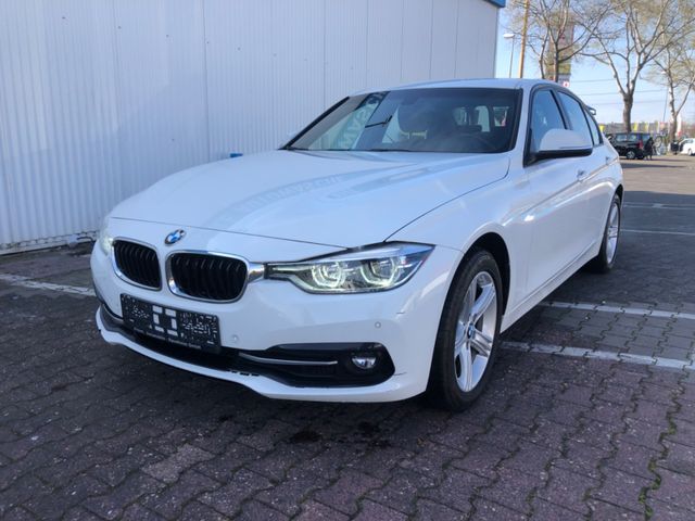 BMW 320d xDrive Sport -Line , top Fahrzeug !