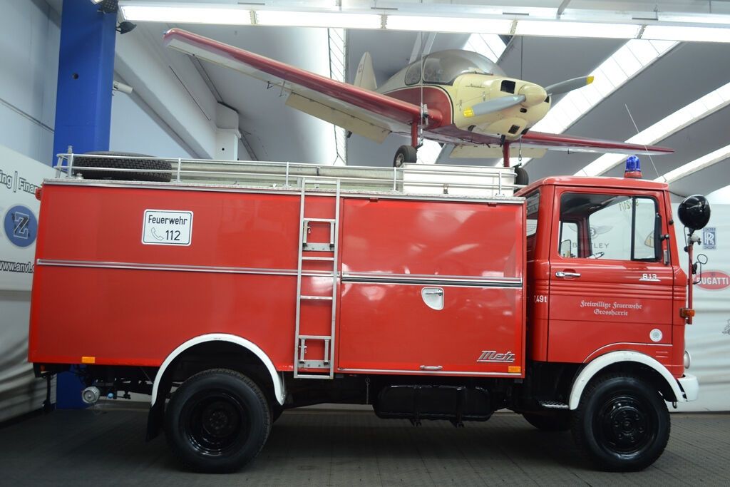 Fahrzeugabbildung Mercedes-Benz MB 813 TLF 8-SFeuerwehr | Tanklöschfahrzeug |