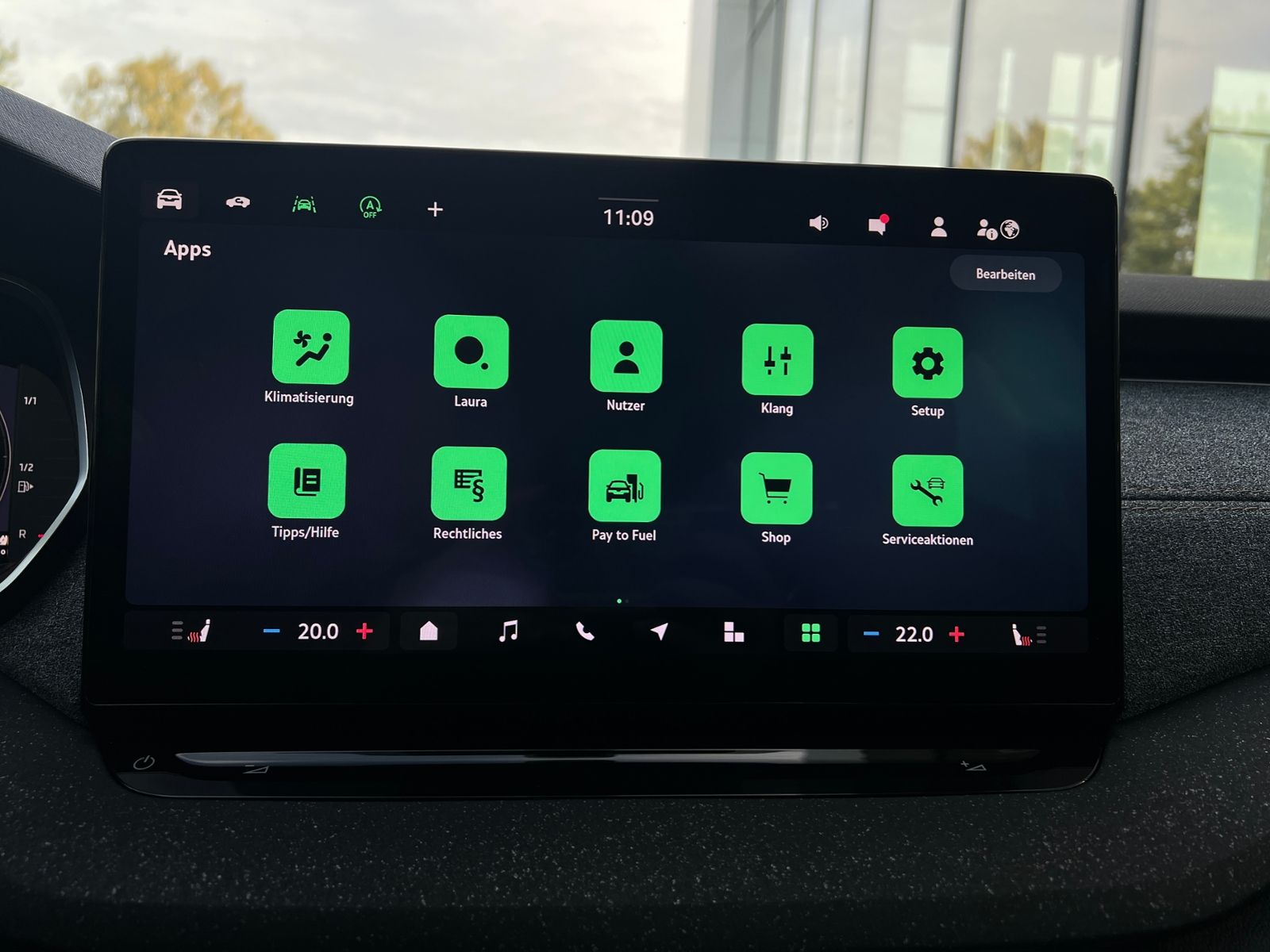 Fahrzeugabbildung SKODA Octavia Combi Tour 2.0 TDI DSG *AHK, LED, ACC, K