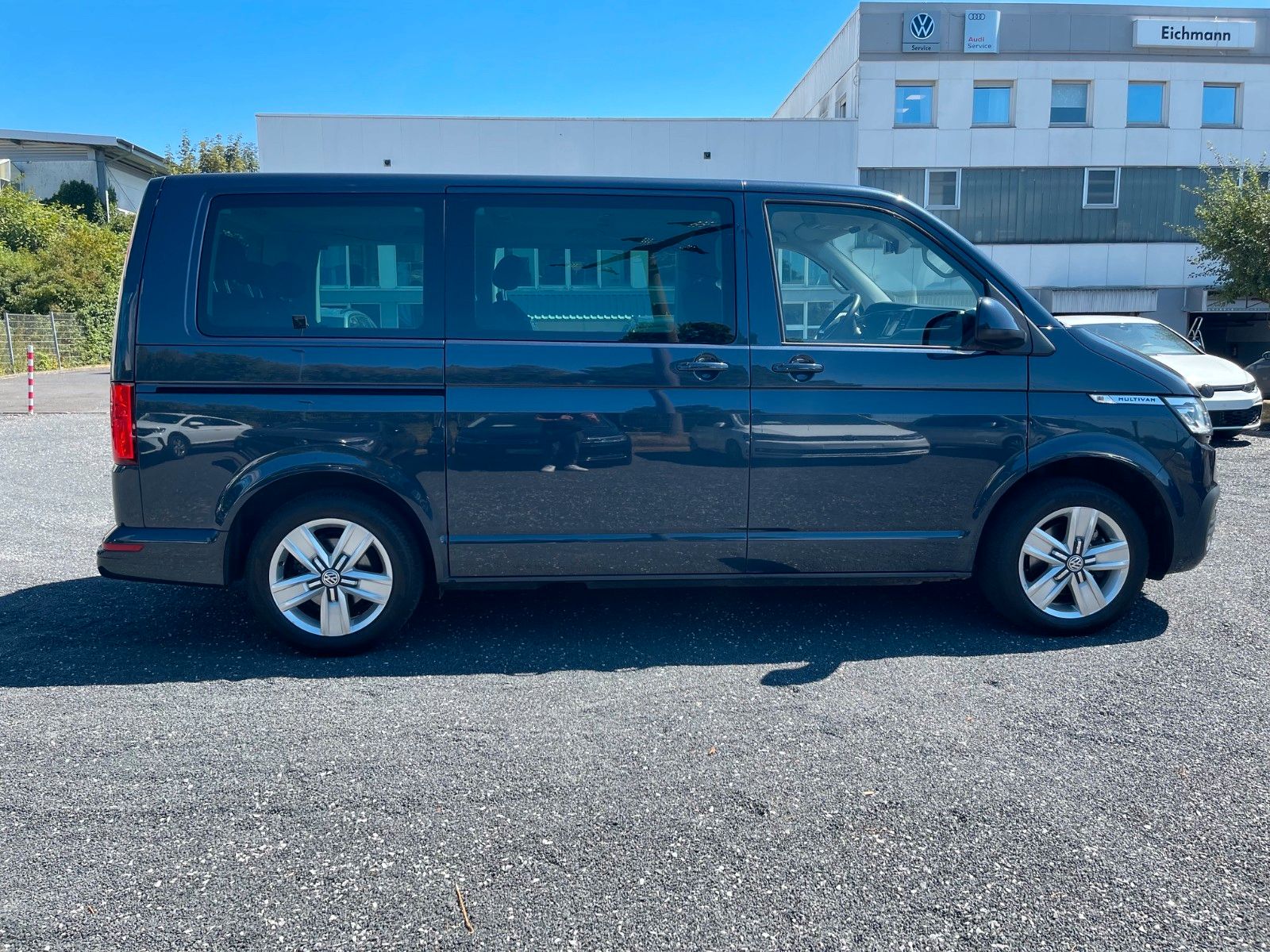 Volkswagen T6.1 Multivan Comfortl. AHK Navi pro foto 4