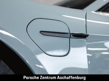 2025 Porsche TAYCAN — фото 9