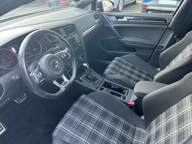 Fahrzeugabbildung Volkswagen Golf 2.0 TDI Variant GTD DSG+Navi+Standheizung+