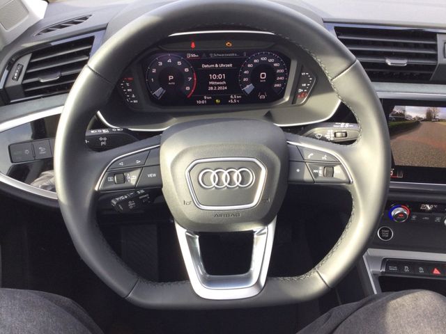 Q3 S line 35 TFSI 150PS S tronic