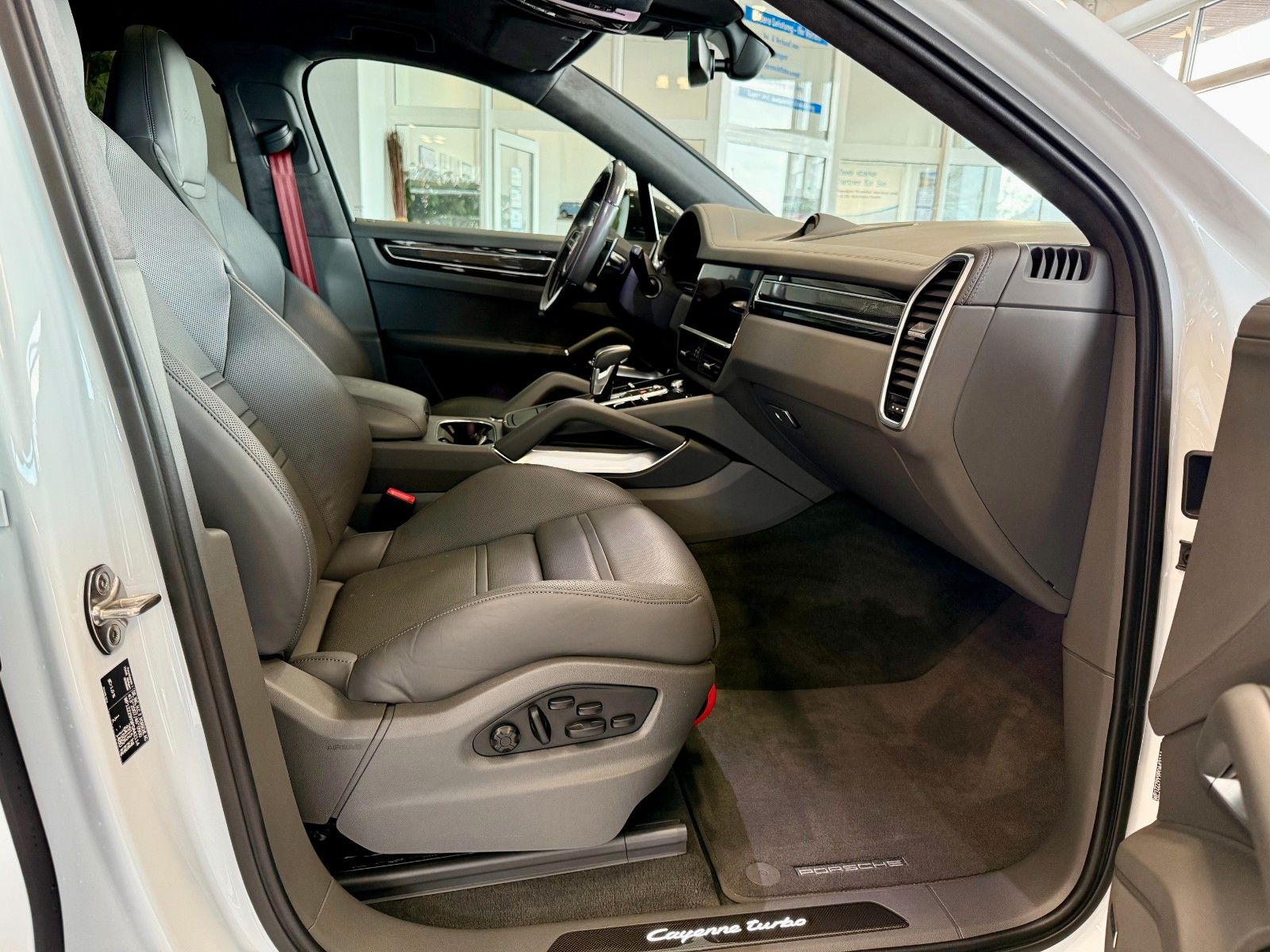 Fahrzeugabbildung Porsche Cayenne Coupe Turbo CarbonDesign/APPROVED