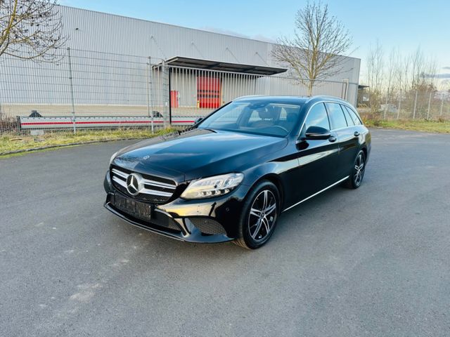 Mercedes-Benz C 220  9-Gang AHK LED NAVI TOTWINKEL  SPURHALTAS