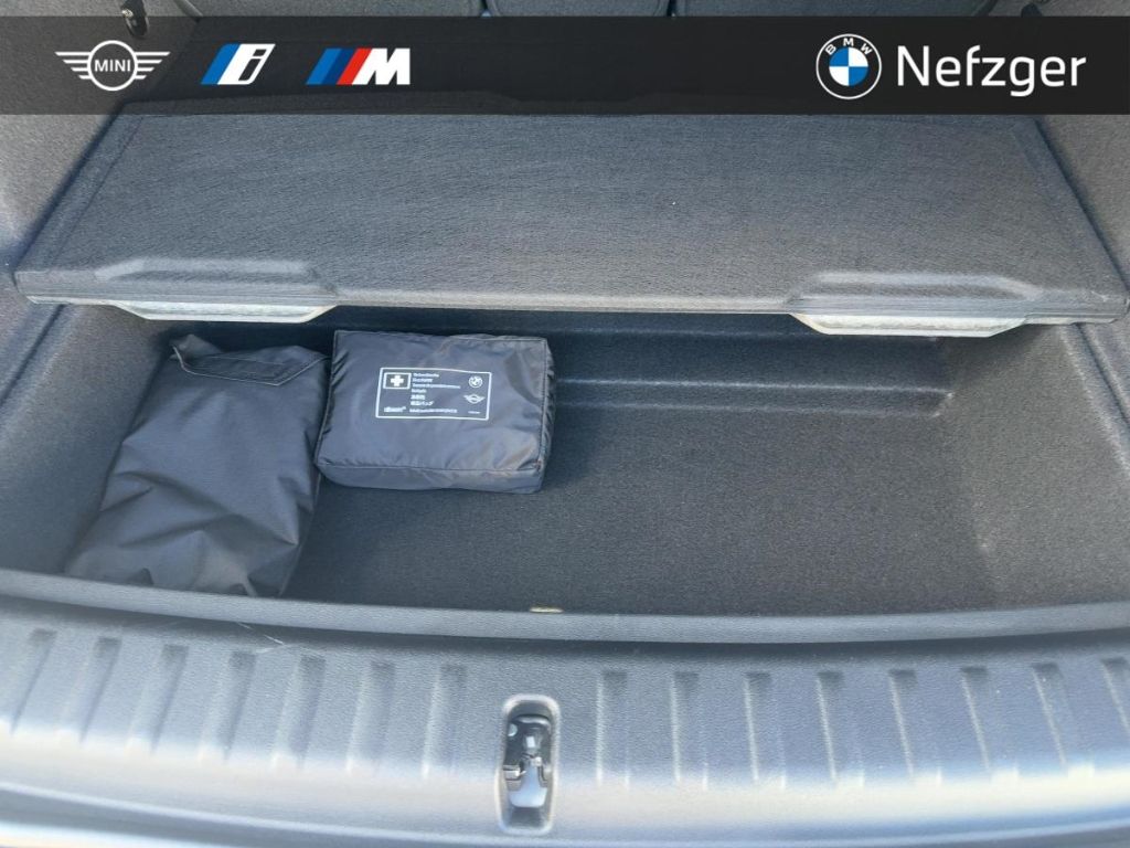 BMW X1 xDrive23i Head-Up M Sport Panorama Driving As foto 18