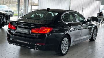Fahrzeugabbildung BMW 530e iPerf Aut Alarm Kamera NaviBusiness Leder